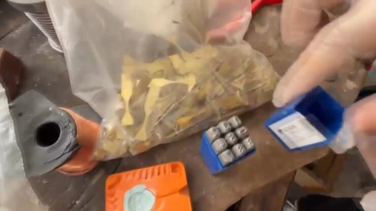 Fatih'te Sahte Altın Operasyonu Milyonluk Dolandırıcılığa Yol Açtı