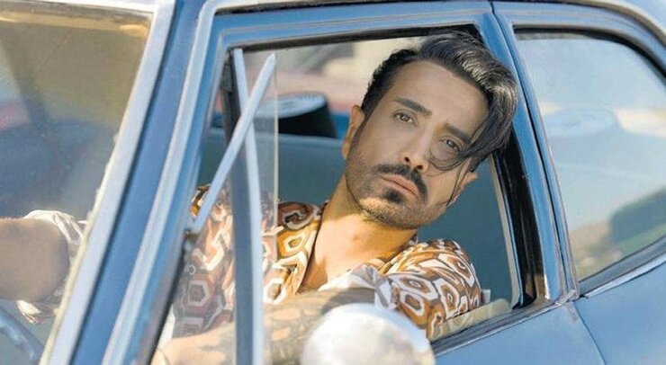 Tan Taşçı Youtube Kanalı 1 Milyona Ulaştı Altın Plaketi Aldı