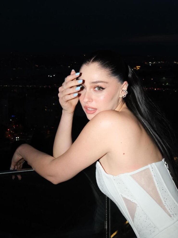 Cemre Baysel Anne Olmayı Hayal Etmediğini Açıkladı