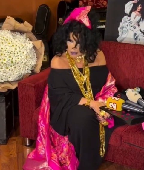 Bülent Ersoy Versace Takılarıyla Fragman Etkinliğinde Parladı