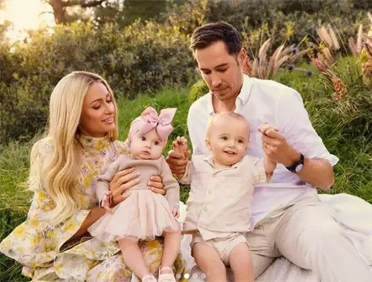 Paris Hilton Çocuklarını Binlerce Dolarlık Gucci Kıyafetle Giydirdi