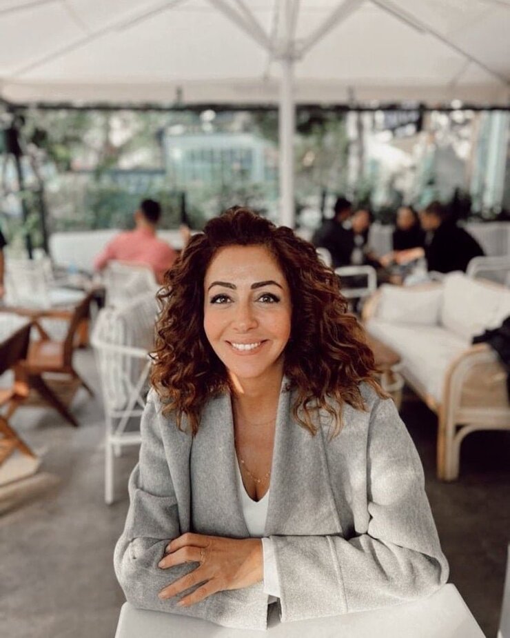 Hasibe Eren Engin Günaydın'ın Seti Nasıl Renklendirdiğini Anlattı