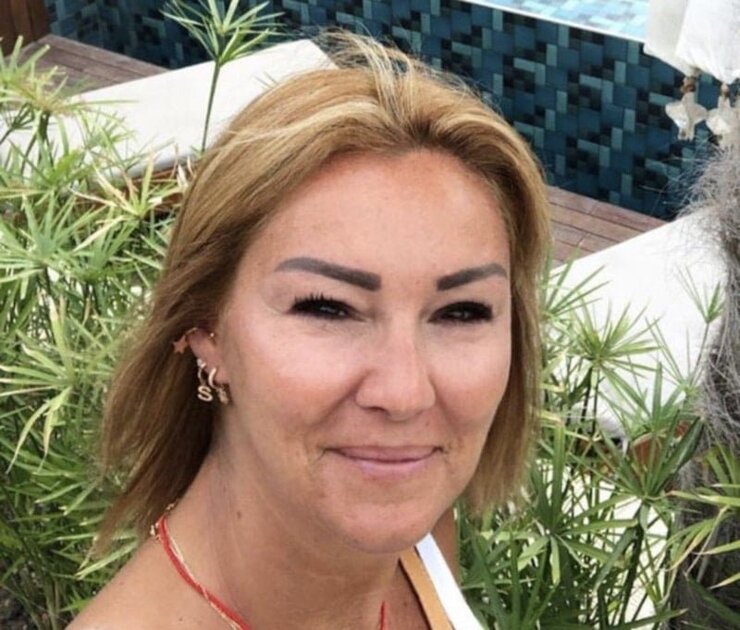 Şafak Sezer Botoks Sonrası Görünümüyle Pınar Altuğ'a Benzedi