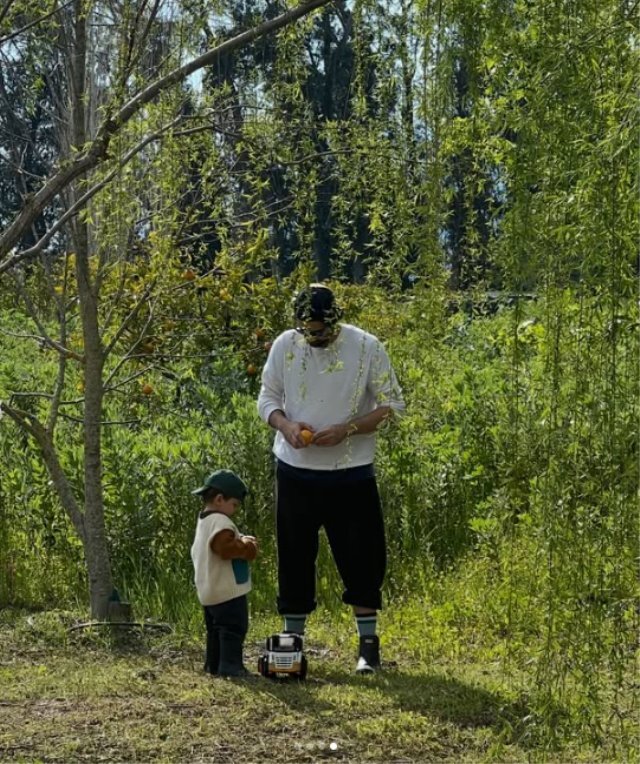 Kaan Urgancıoğlu Oğluyla Doğa Yürüyüşüne Çıktı