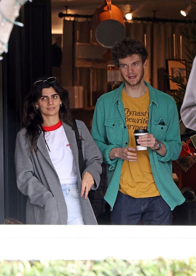 Jack Quaid Ve Claudia Doumit Avustralya'da Evlendi