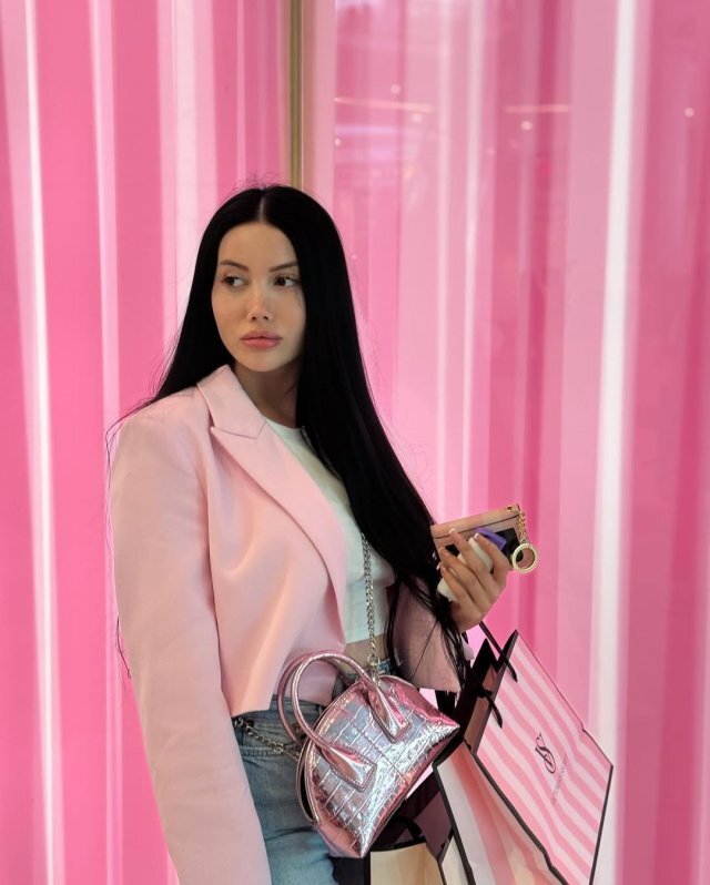 Nusret'in Kardeşi ve 16 Kişi Uyuşturucu Operasyonunda Gözaltına Alındı