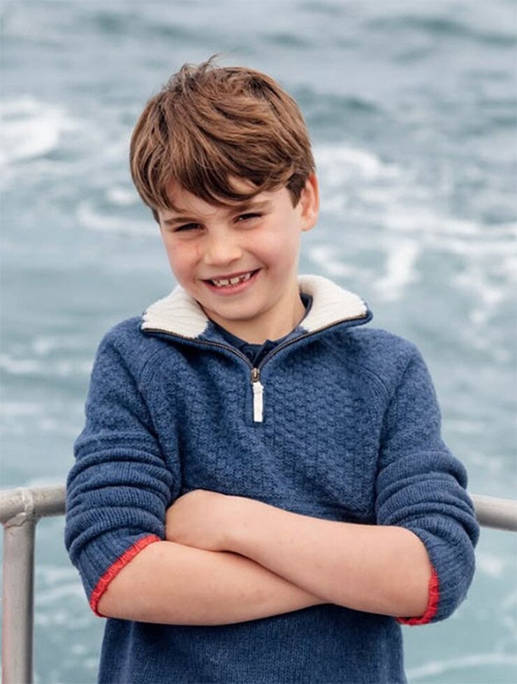 Prens Louis 8 Yaşına Girdi Babasına Benzerliği Dikkat Çekti