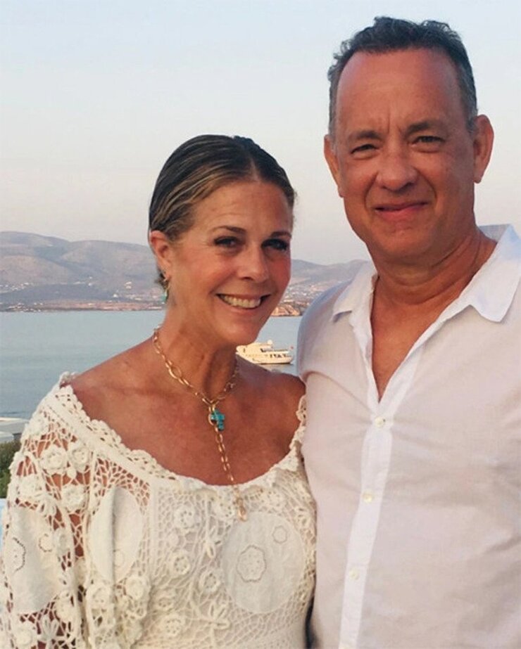 Rita Wilson Meme Kanseri Teşhisinde Tom Hanks'e Yaptığı İsteği Anlattı