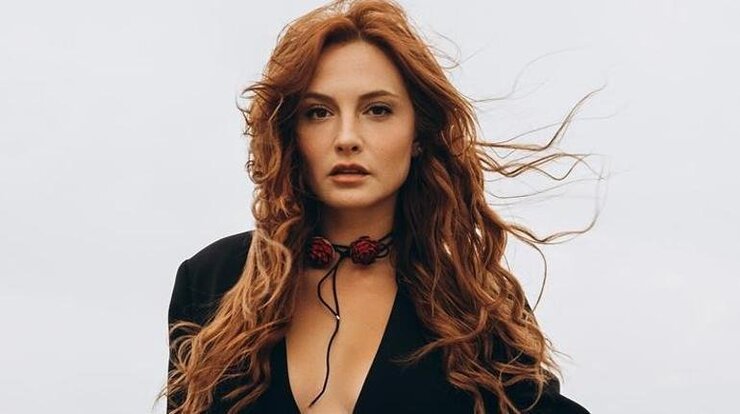 Başak Gümülcinelioğlu Sosyal Medya Zorbalığına Tepki Gösterdi