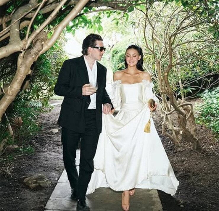 Brooklyn Beckham Dördüncü Evlilik Yıl Dönümünü Aşk Mesajıyla Kutladı