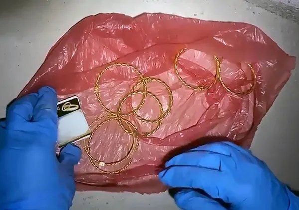 Adana'da Sahte Komiser Dolandırıcılığında 1,8 Milyon Liralık Altın Geri Alındı