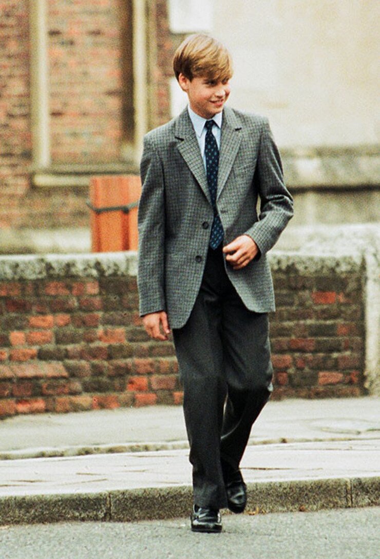 Claude responded: Prens George Eylülde Yatılı Okula Başlıyor