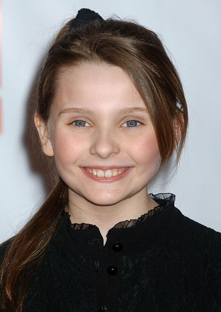 Abigail Breslin Çocukluk Travmalarını 30 Yaşında Geride Bıraktı