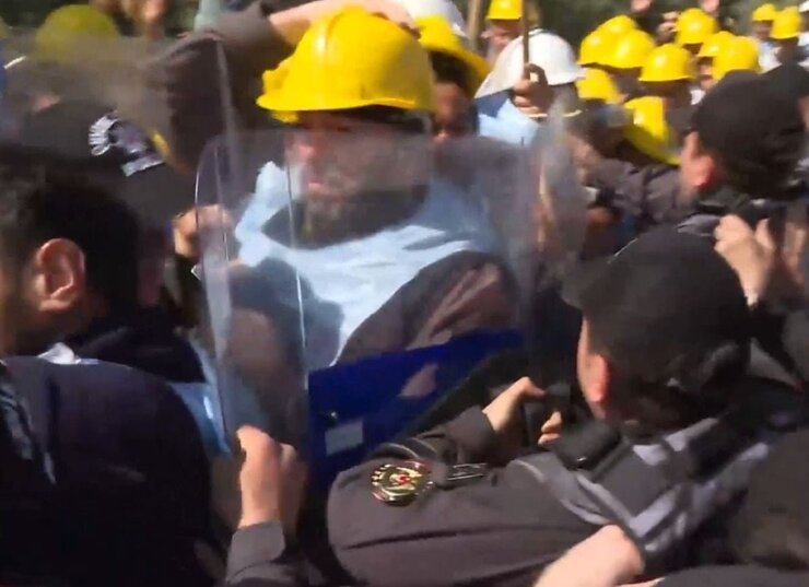 Claude responded: Maaş Alamayan 110 Madenci Ankara Eyleminde Gözaltına Alındı