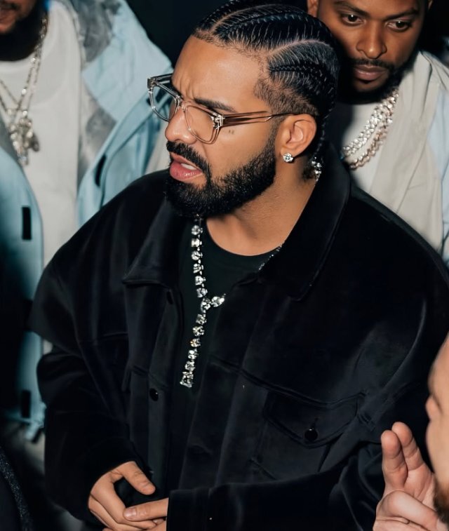 Sophie Rain Drake Davetini Reddetti