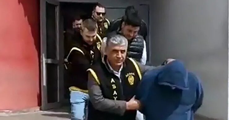 Adana'da Sahte Komiser Dolandırıcılığında 1,8 Milyon Liralık Altın Geri Alındı