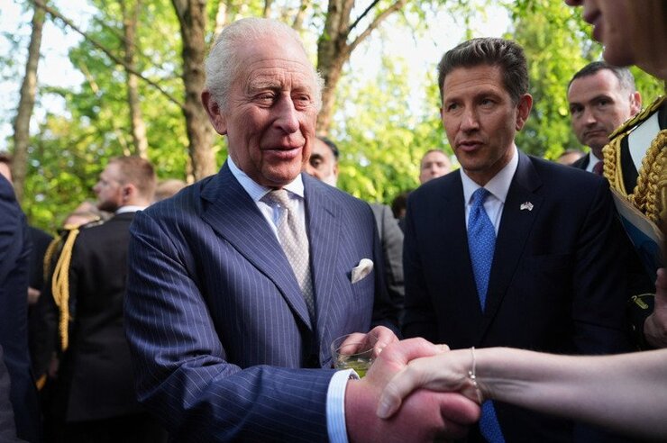 Kral Charles ABD Ziyaretinde Harry İle Görüşmedi