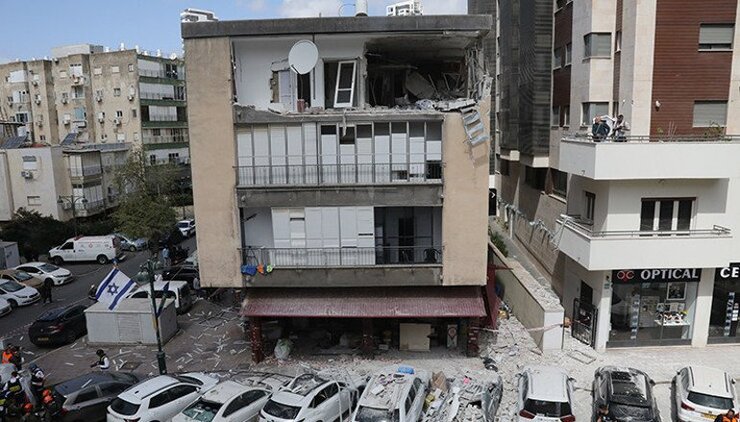 ABD Orta Doğu'ya Asker Sevk Etti Türkiye İran Ateşkesi Reddetti