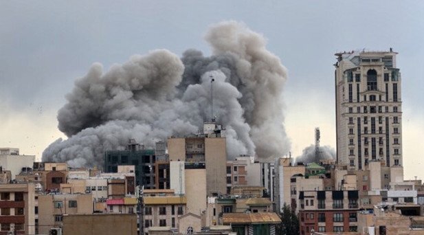 ABD Orta Doğu'ya Asker Sevk Etti Türkiye İran Ateşkesi Reddetti