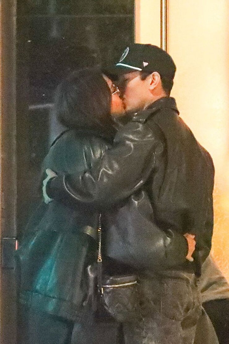 Jessica Alba Yeni Sevgilisini Oğluyla Tanıştırdı