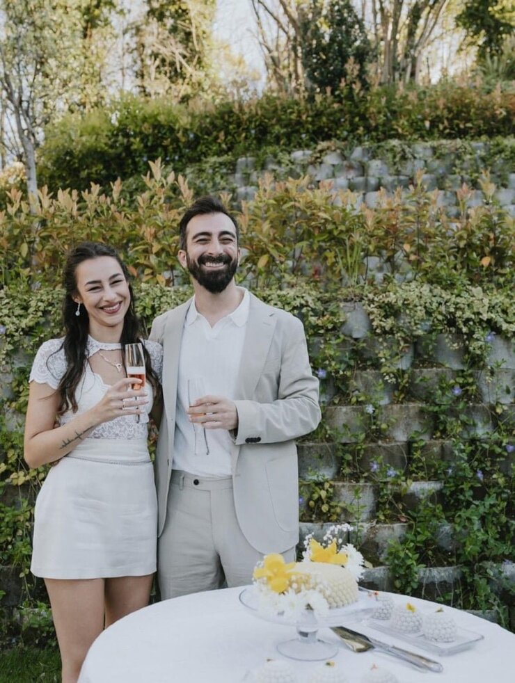 Hira Koyuncuoğlu Ve Baran Sulhan Nişanlandı