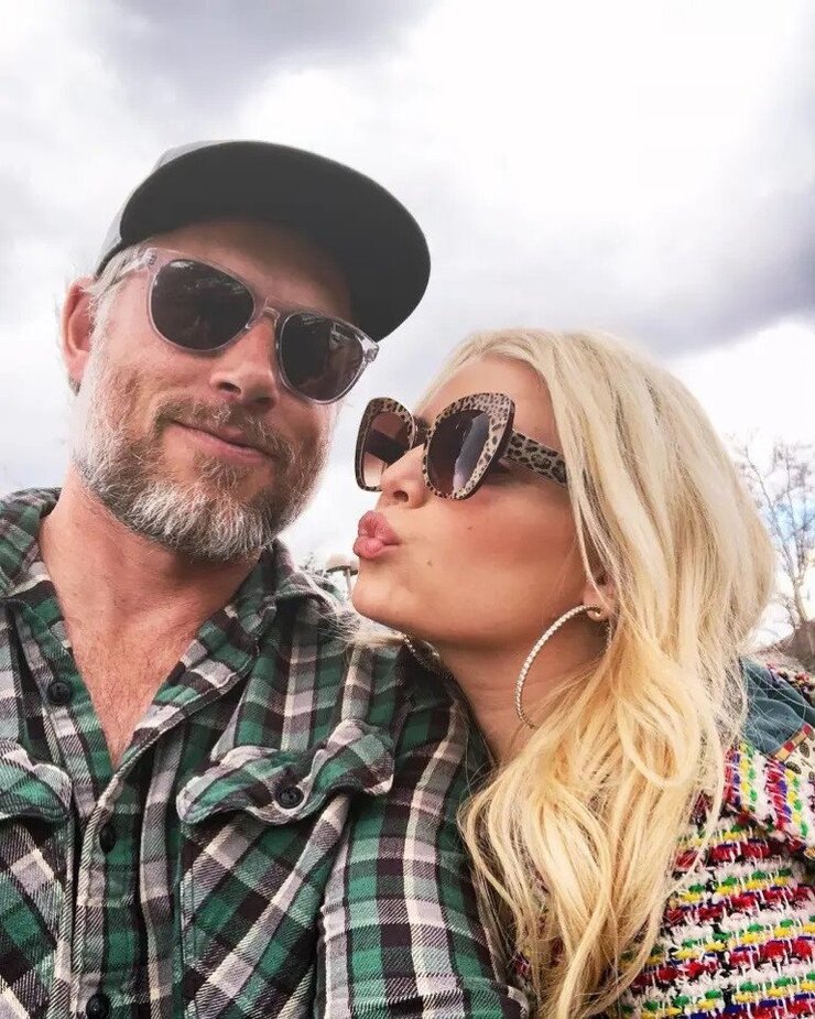 Jessica Simpson Boşanmasının Ardından Yeni Bir Aşka Adım Attı