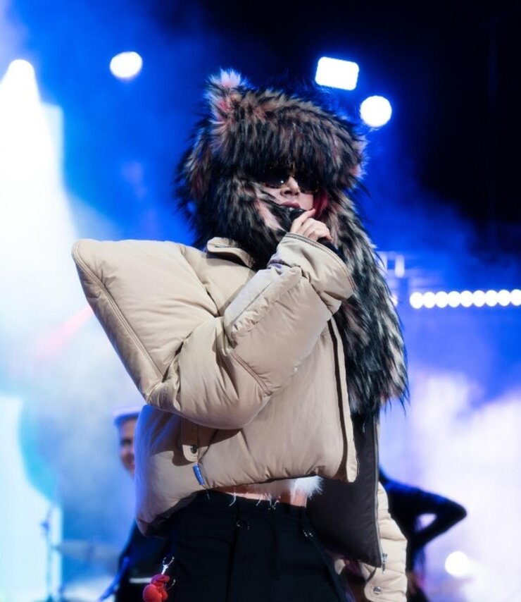 Hande Yener'in Oğlu Çağın Konserinde Görüntülendi