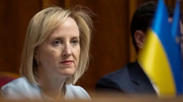 ABD Kiev Büyükelçi Vekili Davis Haziran 2026'da Emekliye Ayrılacak