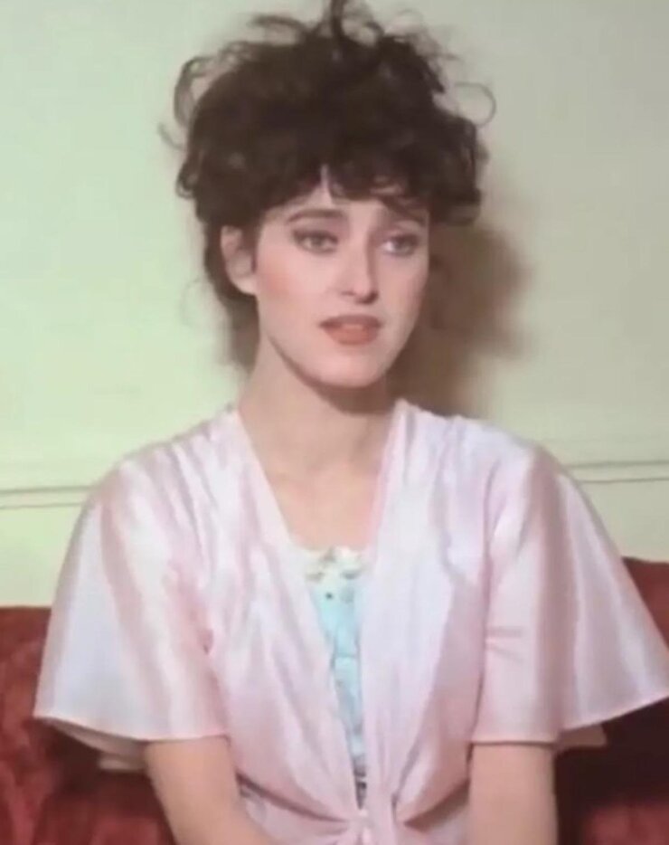 Yaprak Özdemiroğlu Sosyal Medyada Gündem Oldu