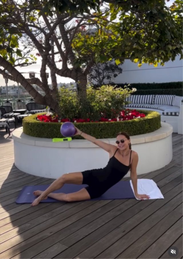 Ebru Şallı Barcelona'dan Bavul Dolusu Ekmek Getiriyor