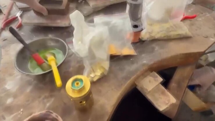 Fatih'te Sahte Altın Operasyonu Milyonluk Dolandırıcılığa Yol Açtı