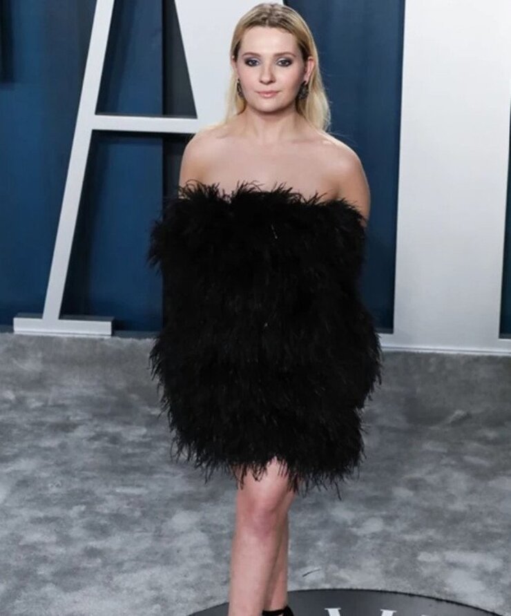 Abigail Breslin Çocukluk Travmalarını 30 Yaşında Geride Bıraktı