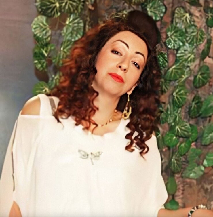 Hasibe Eren Engin Günaydın'ın Seti Nasıl Renklendirdiğini Anlattı