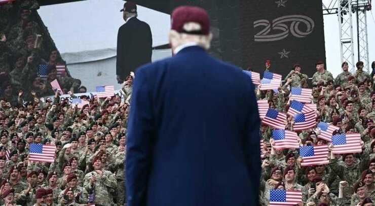 Trump 20 General Ve Amirali Görevden Aldı