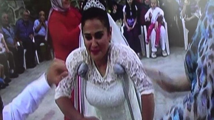 Tekerlekli Sandalyede Dans Eden Engelli Çift Hayatlarını Birleştirdi