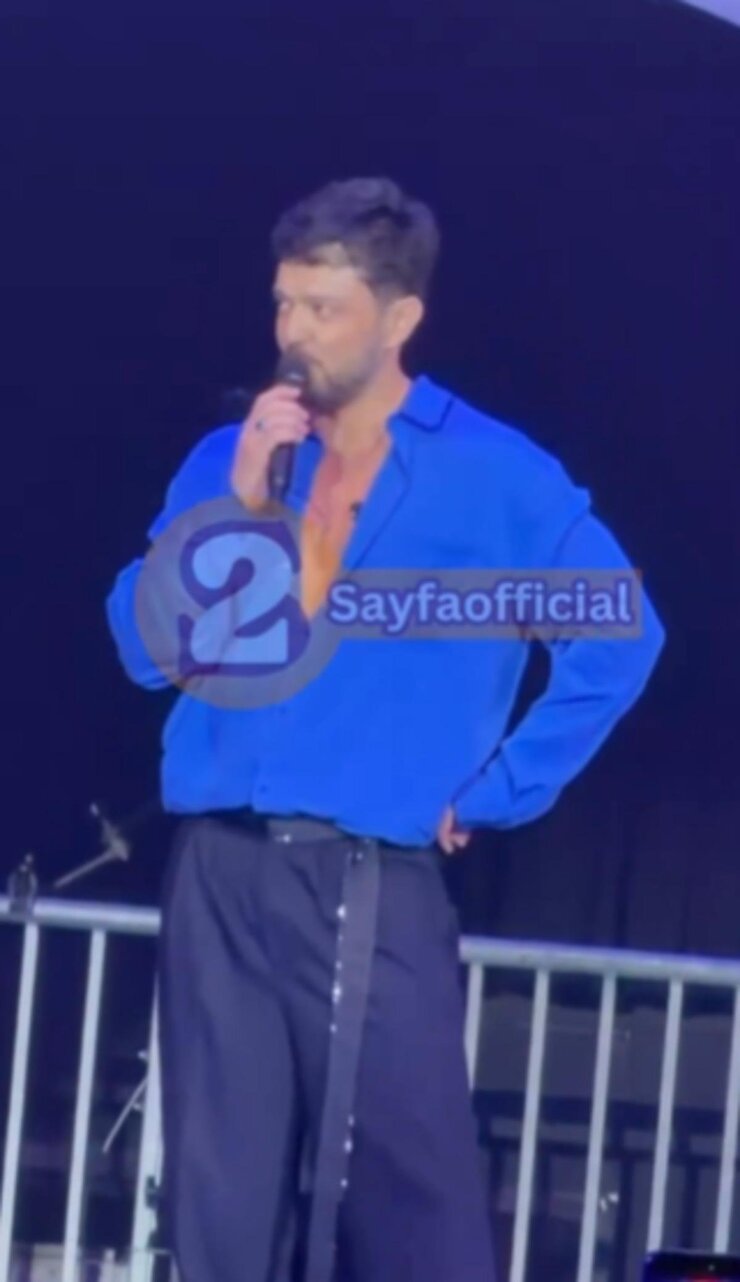 Hadise Ve Murat Boz Sahnede Kıyafet Üzerine Espri Yarıştırdı