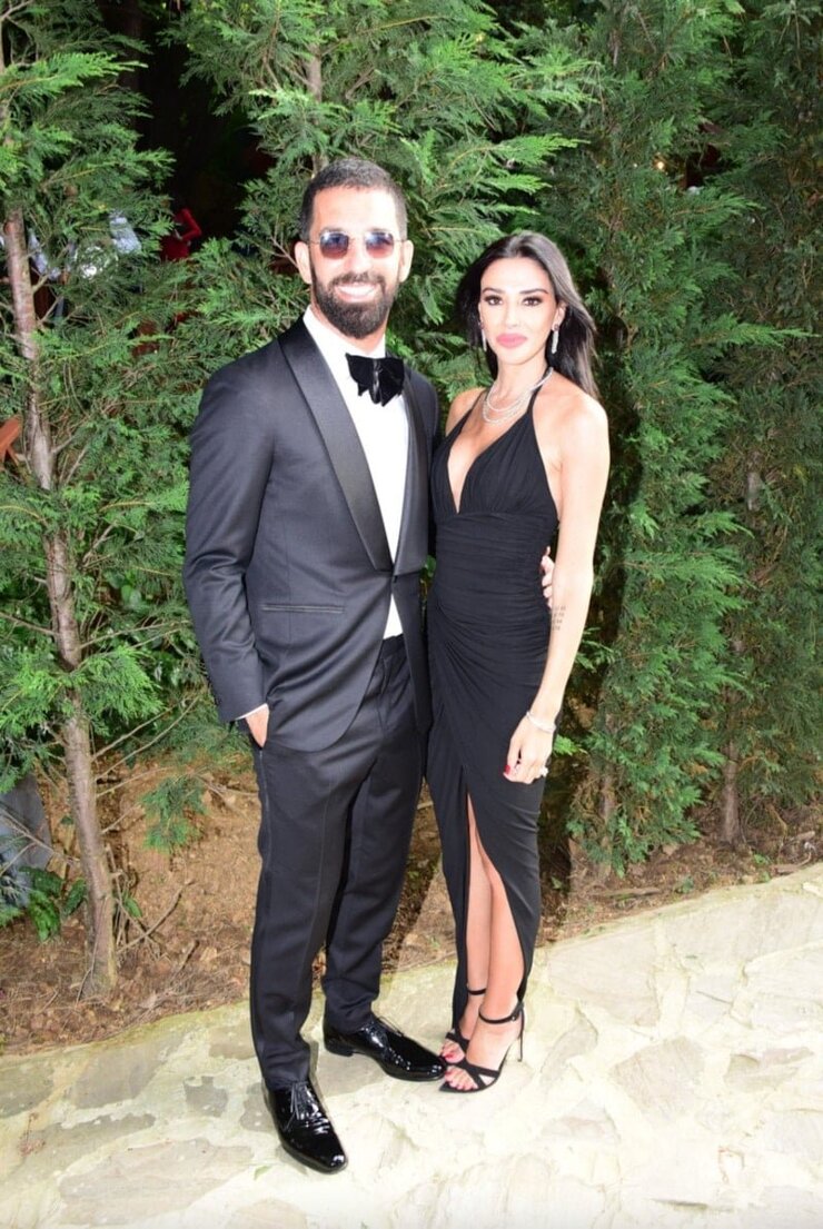 Arda Turan Kardeşi Okan Turan'ı Sosyal Medyadan Sildi