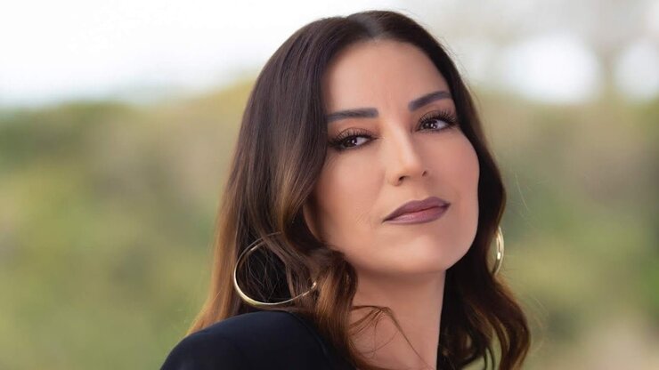 Aşkın Nur Yengi Müzikten Kazandığı Serveti Gayrimenkule Yatırdı