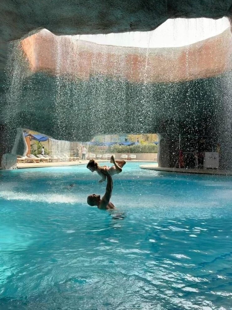 Jason Statham Ailesiyle Yine Antalya Belek'te Tatil Yaptı