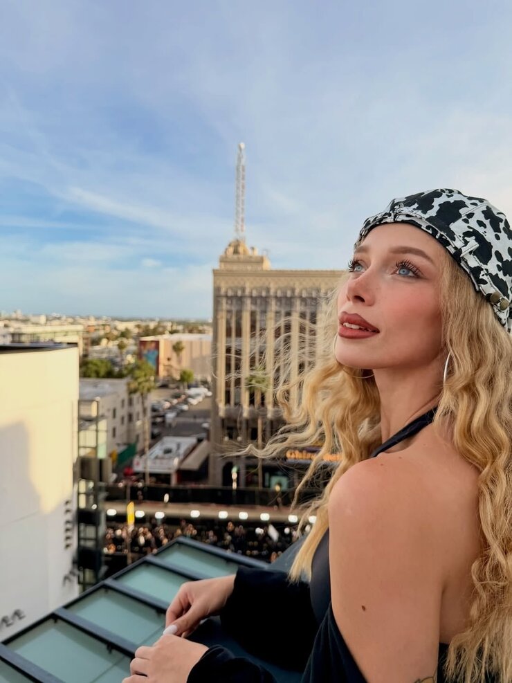 Gözaltı Kararı Bulunan Tiktok Fenomeni Yaren Alaca Abd'de Ortaya Çıktı