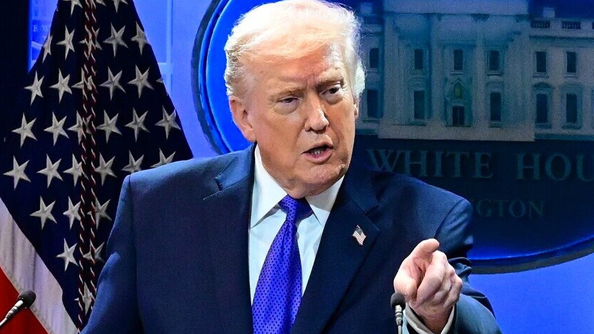 ABD Donanması İran Gemisini Umman Körfezi'nde Durdurdu