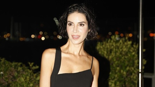 Ahu Yağtu, 12 yaş küçük sevgilisi Bora Cengiz ile katıldıkları etkinlikte romantik...