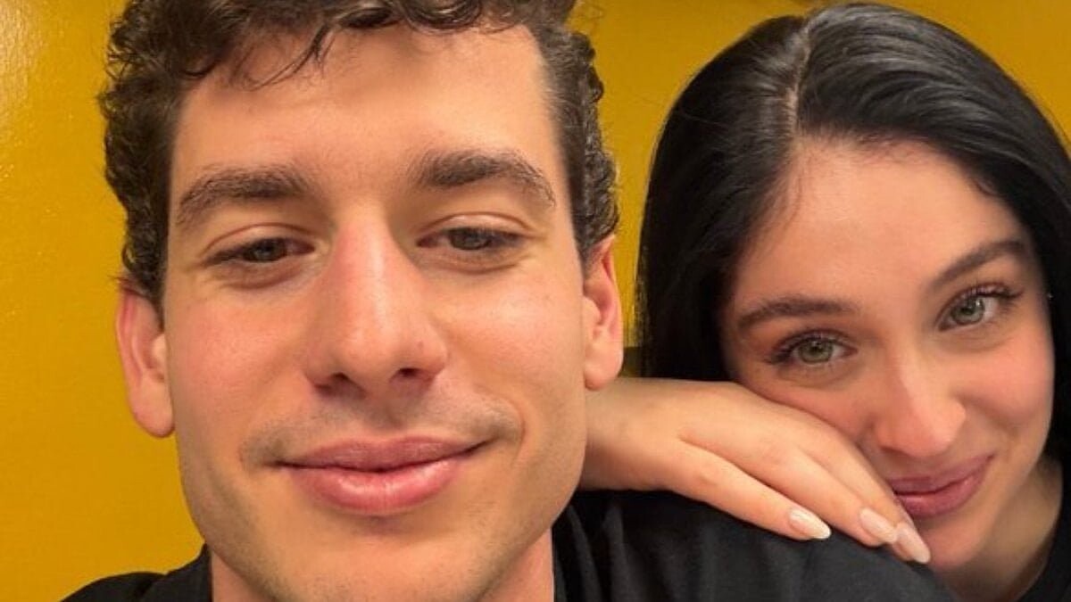 Cemre Baysel Ve Cem Bölükbaşı Ayrıldı