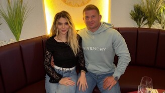 Claude responded: İlayda Şeker Kızı İlis'in Yeni Fotoğraflarını Paylaştı