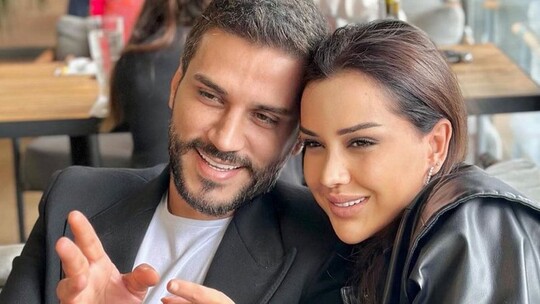 Dilan Polat, eşi Engin Polat'tan kesin olarak ayrıldığını Instagram'dan duyurdu....