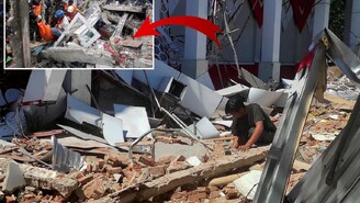 Endonezya'da 7.4 Büyüklüğünde Deprem Ağır Hasara Yol Açtı