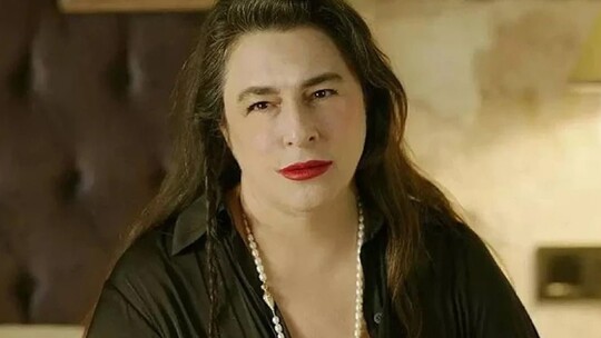 Esra Dermancıoğlu, ayna karşısında çektiği fotoğrafı paylaşınca şeker hastalığı...