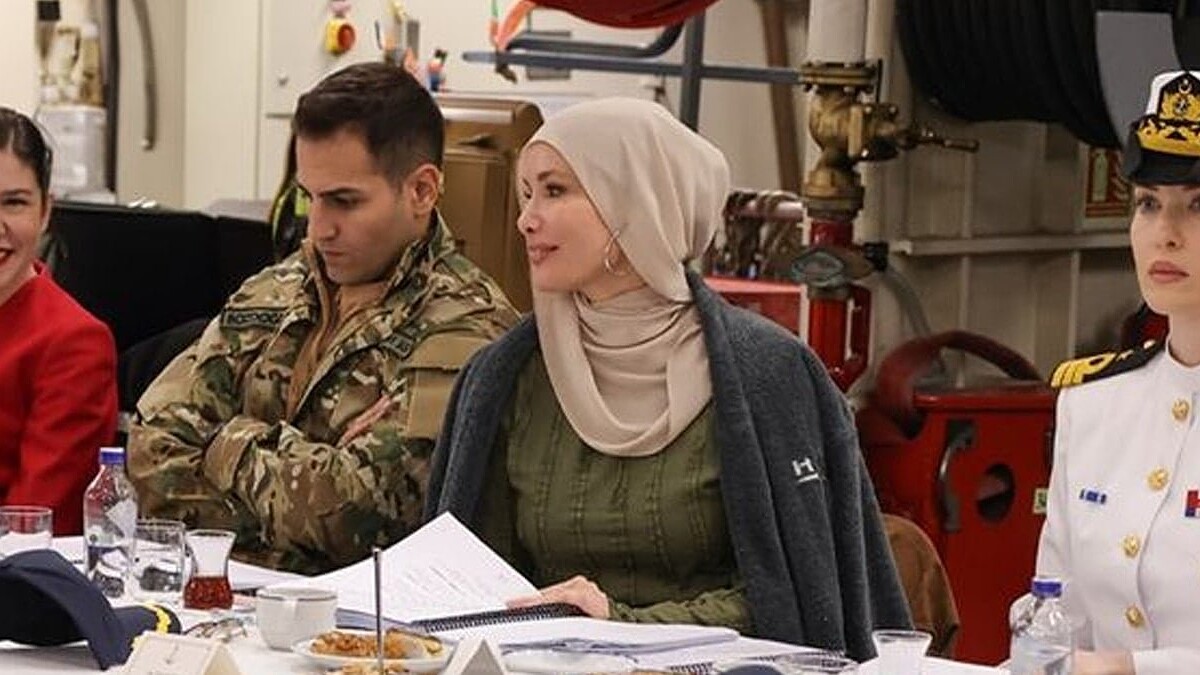 Gamze Özçelik Yeni Dizi İçin Okuma Provasına Katıldı