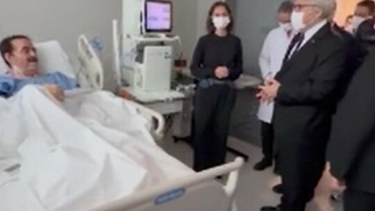 Safra kesesi iltihabı nedeniyle Acıbadem Altunizade Hastanesi'nde tedavi gören...