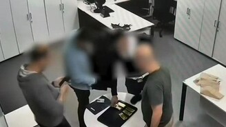 Interpol Aranan Altın Kaçakçısı İstanbul'da Yakalandı